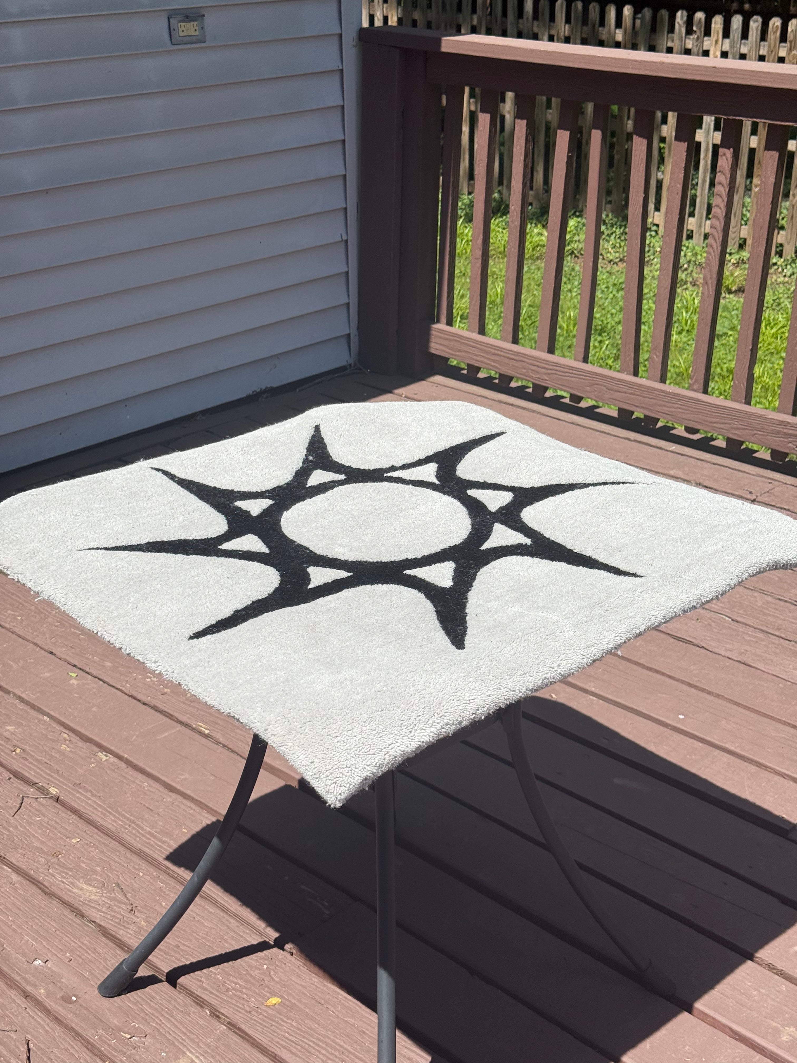 THE RUG
